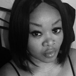 Meet your Posher, Shareya